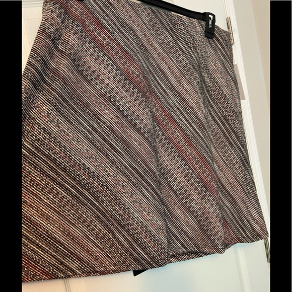 skirt - Picture 6 of 6